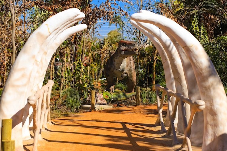 vale dos dinossauros Olimpia
