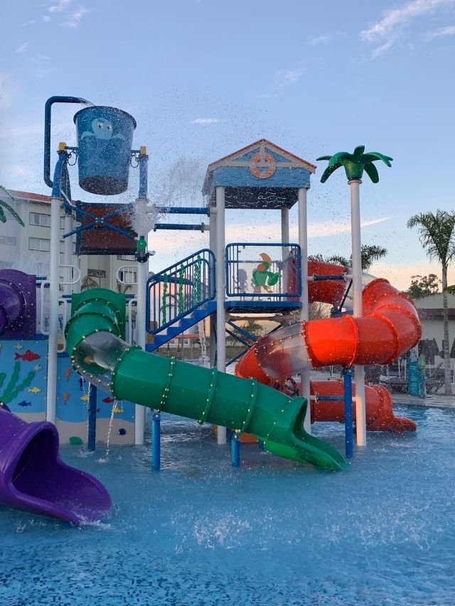 Resorts com parque aquático em SP