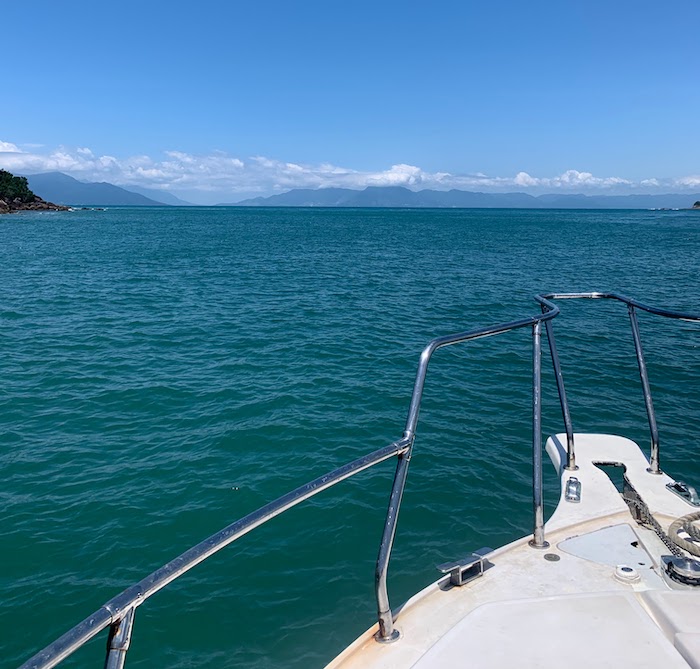 passeio de barco em Tabatinga 