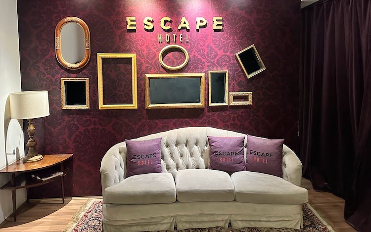 Escape hotel
