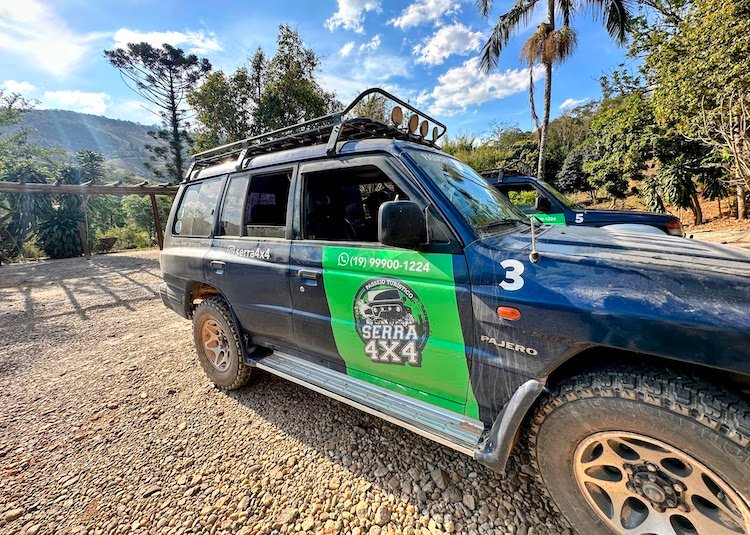 Pajero da agência Serra 4x4