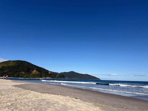Praia de Camburi