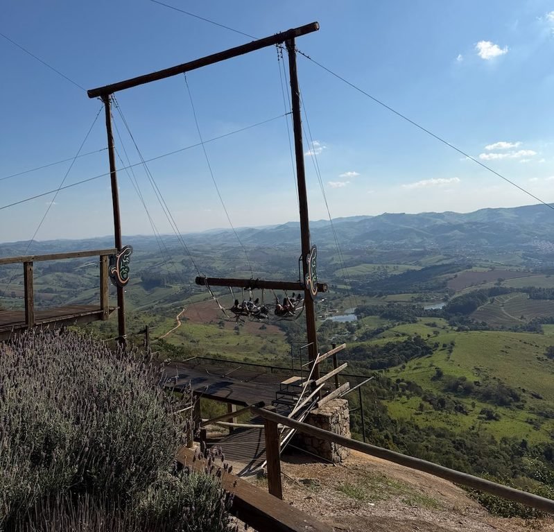 Balanço na Pedra Bela Vista em Socorro
